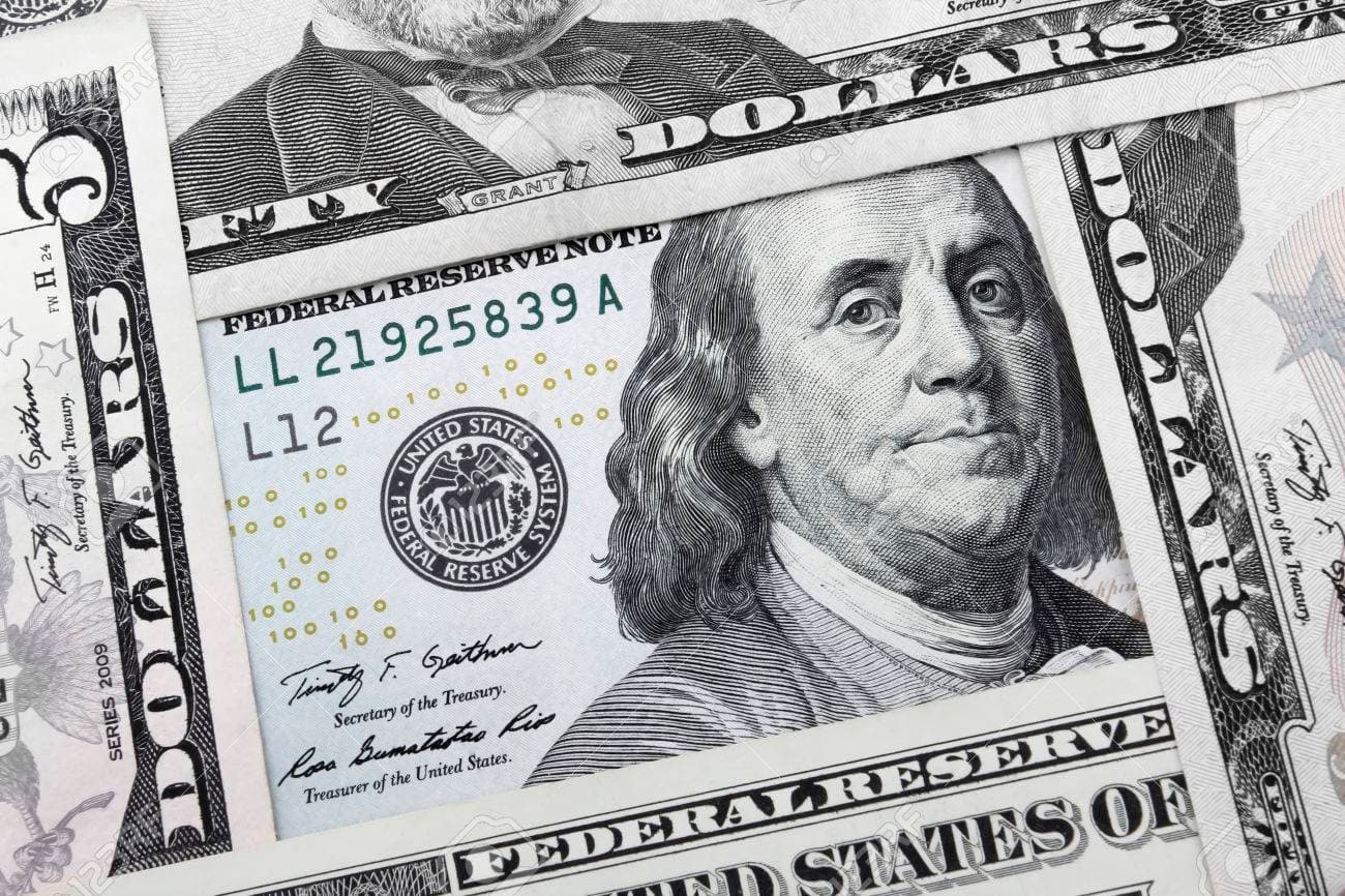 Will the U.S. collect between $200b and $500b in revenue in 2025?